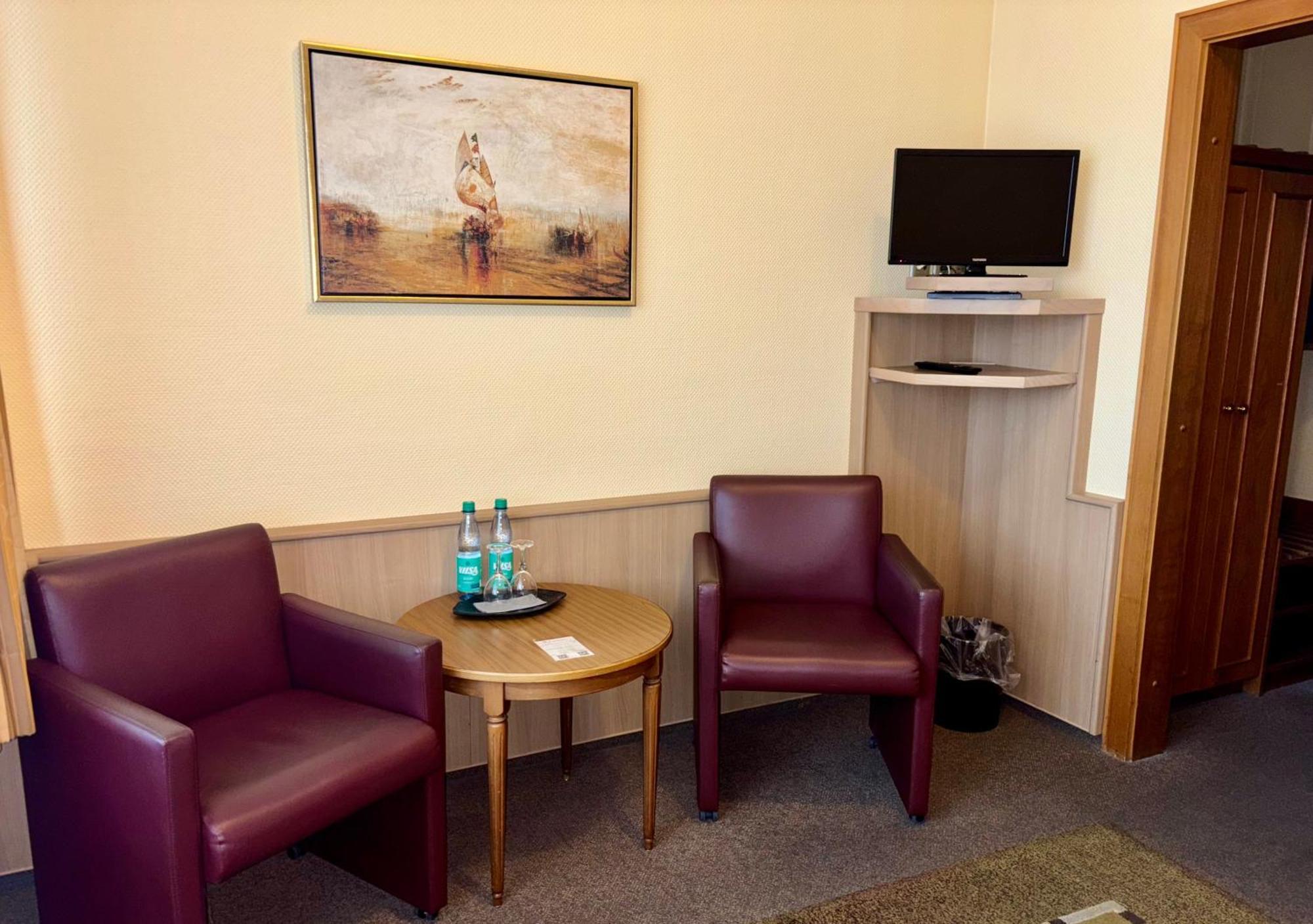 Hotel Am Rathaus Flensburg Buitenkant foto