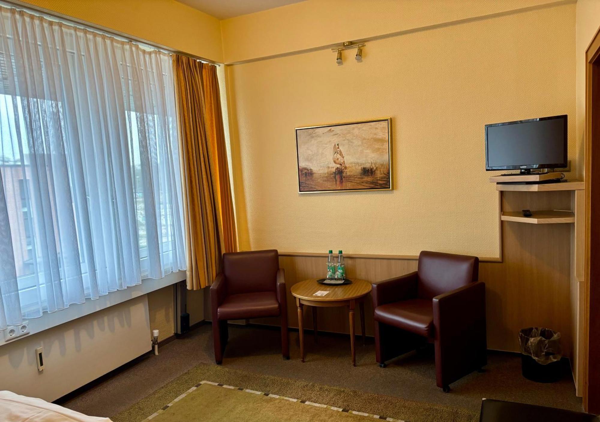 Hotel Am Rathaus Flensburg Buitenkant foto