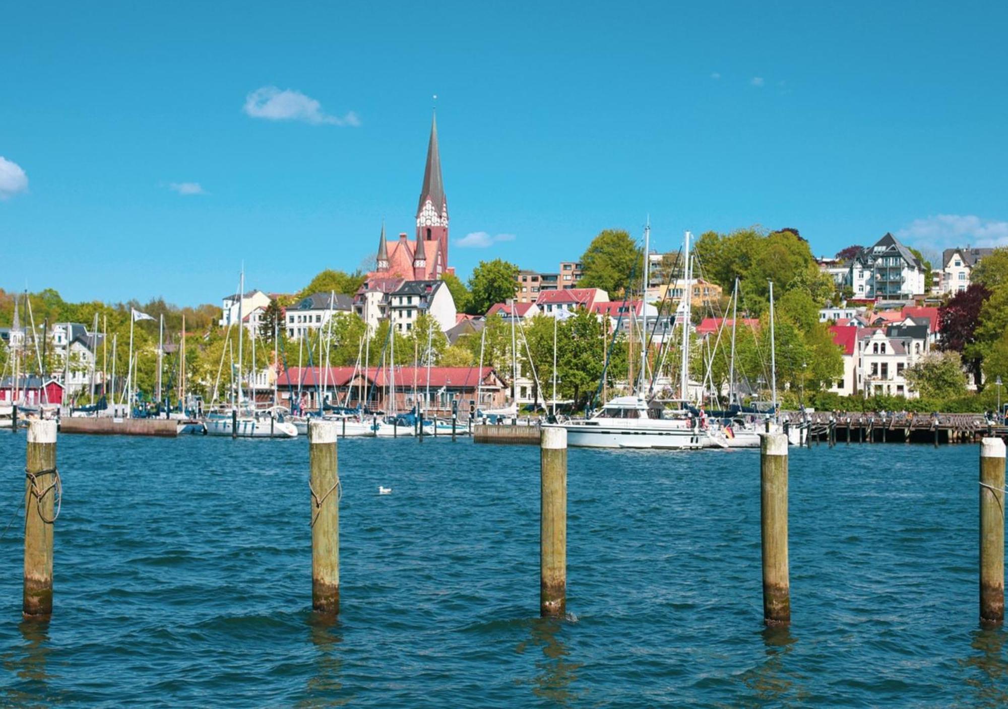 Hotel Am Rathaus Flensburg Buitenkant foto